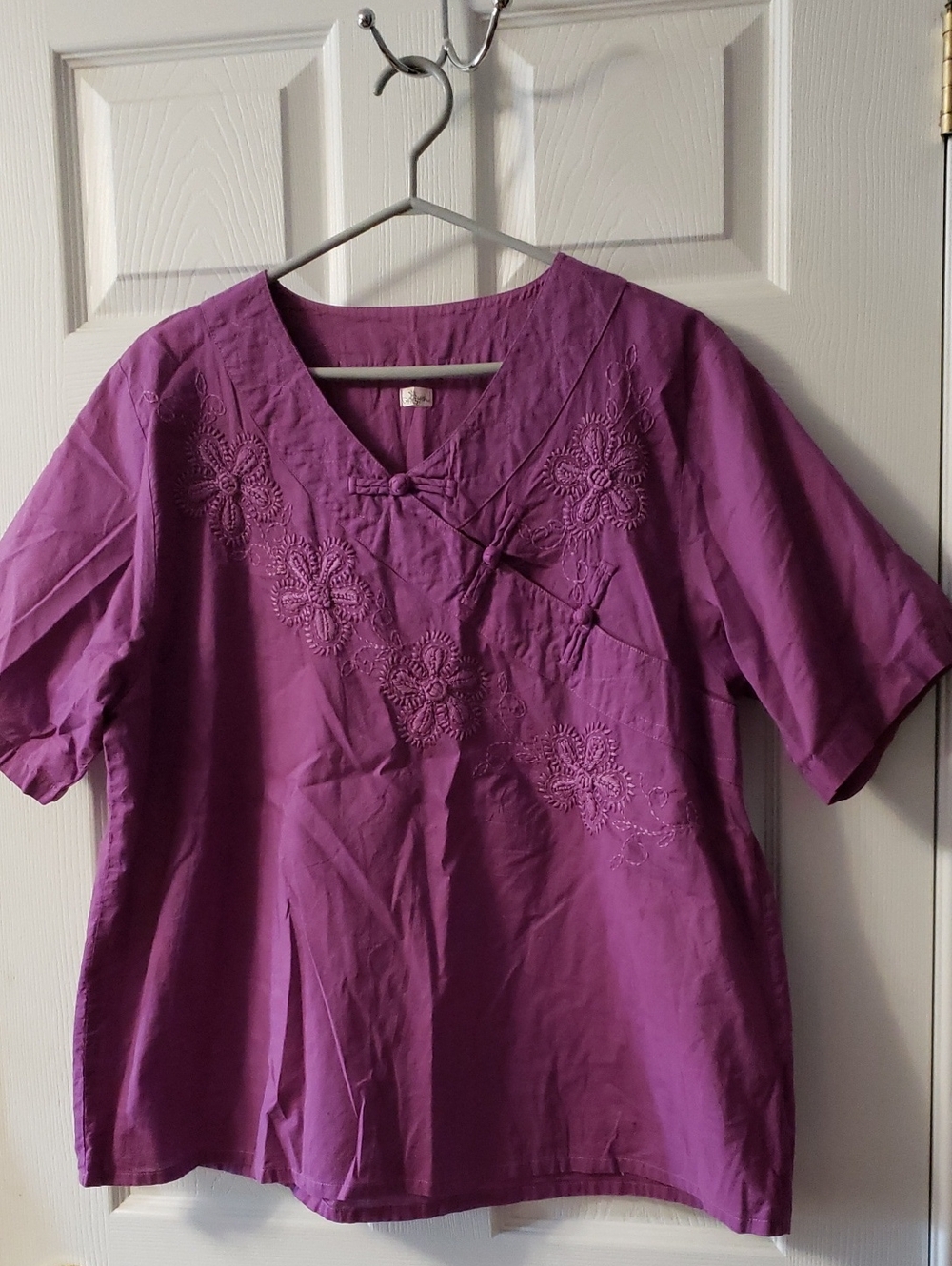 Women’s Purple Embroidered Short-Sleeve Top